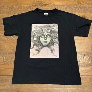Madusa Black T-Shirt Youth Large Gildan YL Kids Gorgon (14-16) 30"-34" chest
